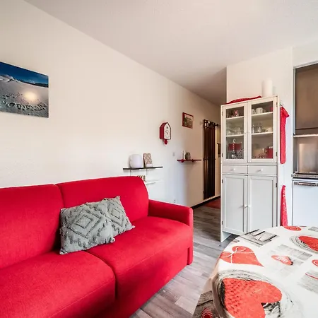 Fleury Apartment